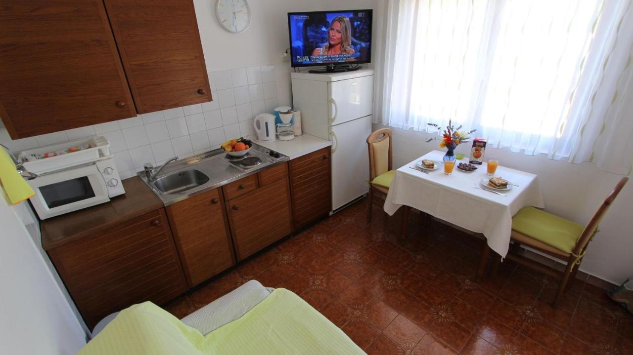 Studio In Vantacici/Insel Krk 14419 المظهر الخارجي الصورة